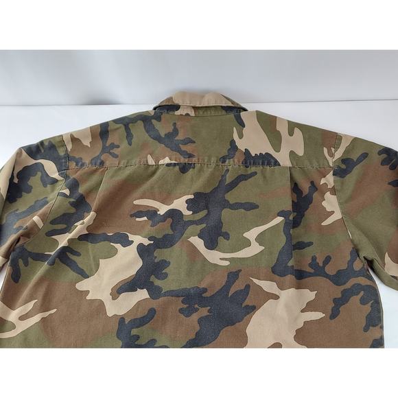 Winchester Men's Camo Hunting Button Up Embroidered Logo Shirt Medium - Picture 11 of 16